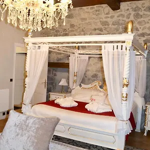 Chateau De La Rive - Prestige - 2 Personnes , Cruet France